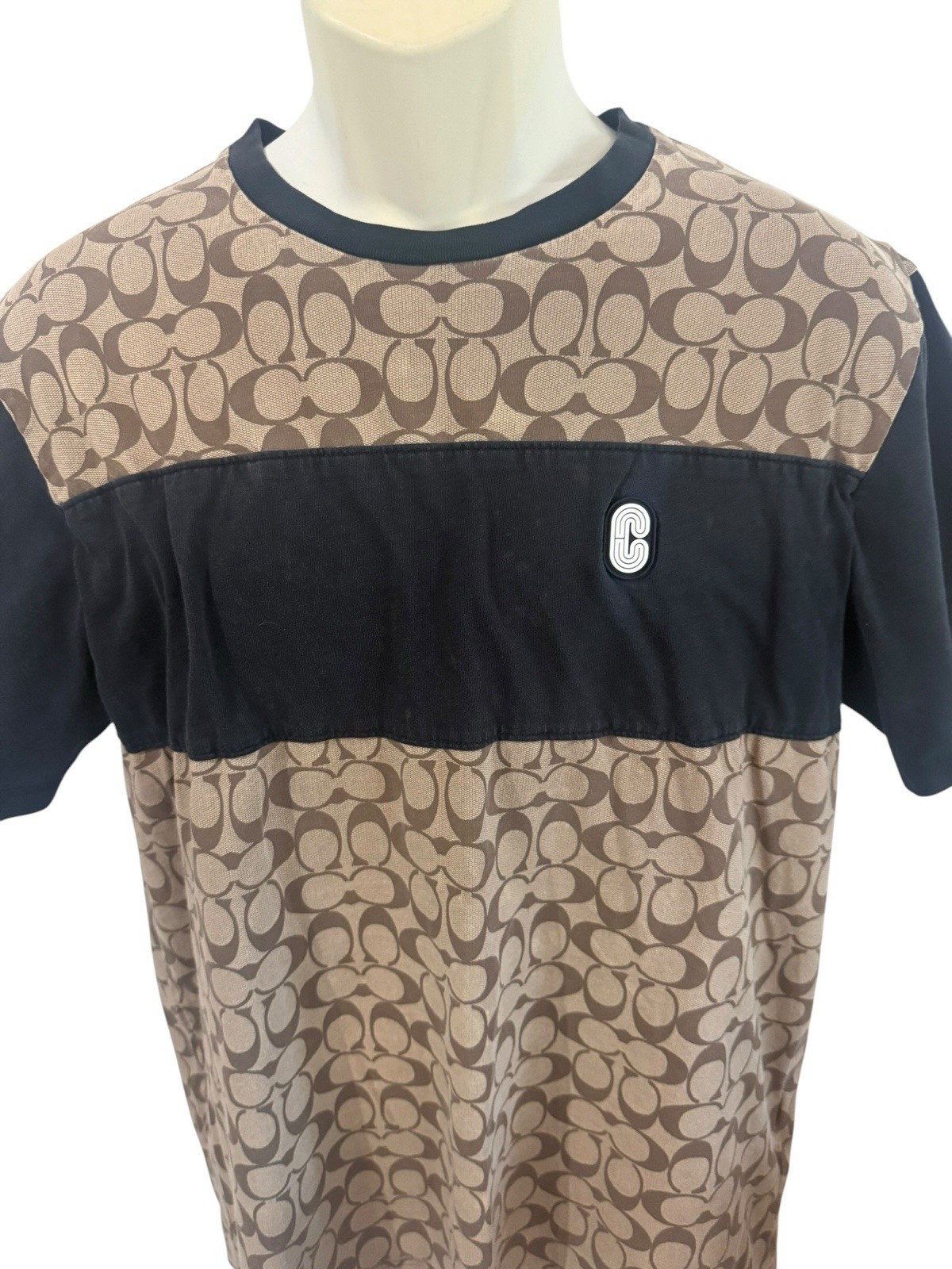 Coach Brown Logo Men’s Fashion T-shirt Size L Everyday Wear