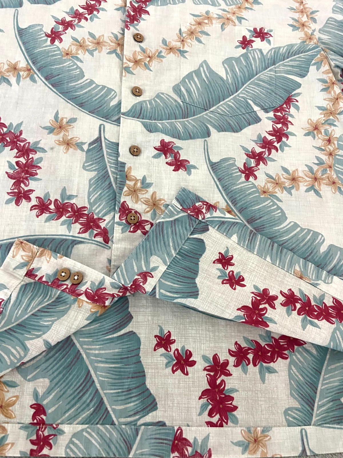 Batik Bay Reverse Print Floral Pattern 100% Cotton Hawaiian Style Shirt Size M