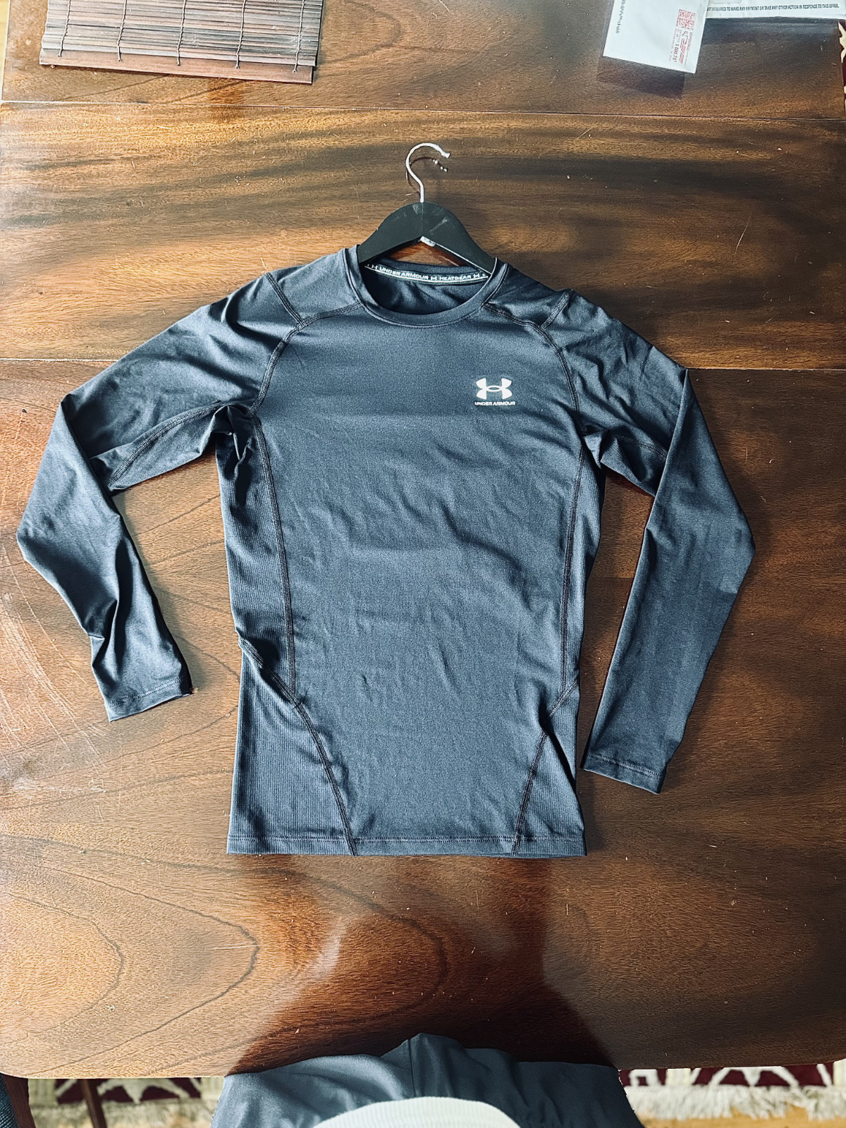Under Armour HeatGear Compression Shirt Mens M Black Long Sleeve Base Layer NWOT
