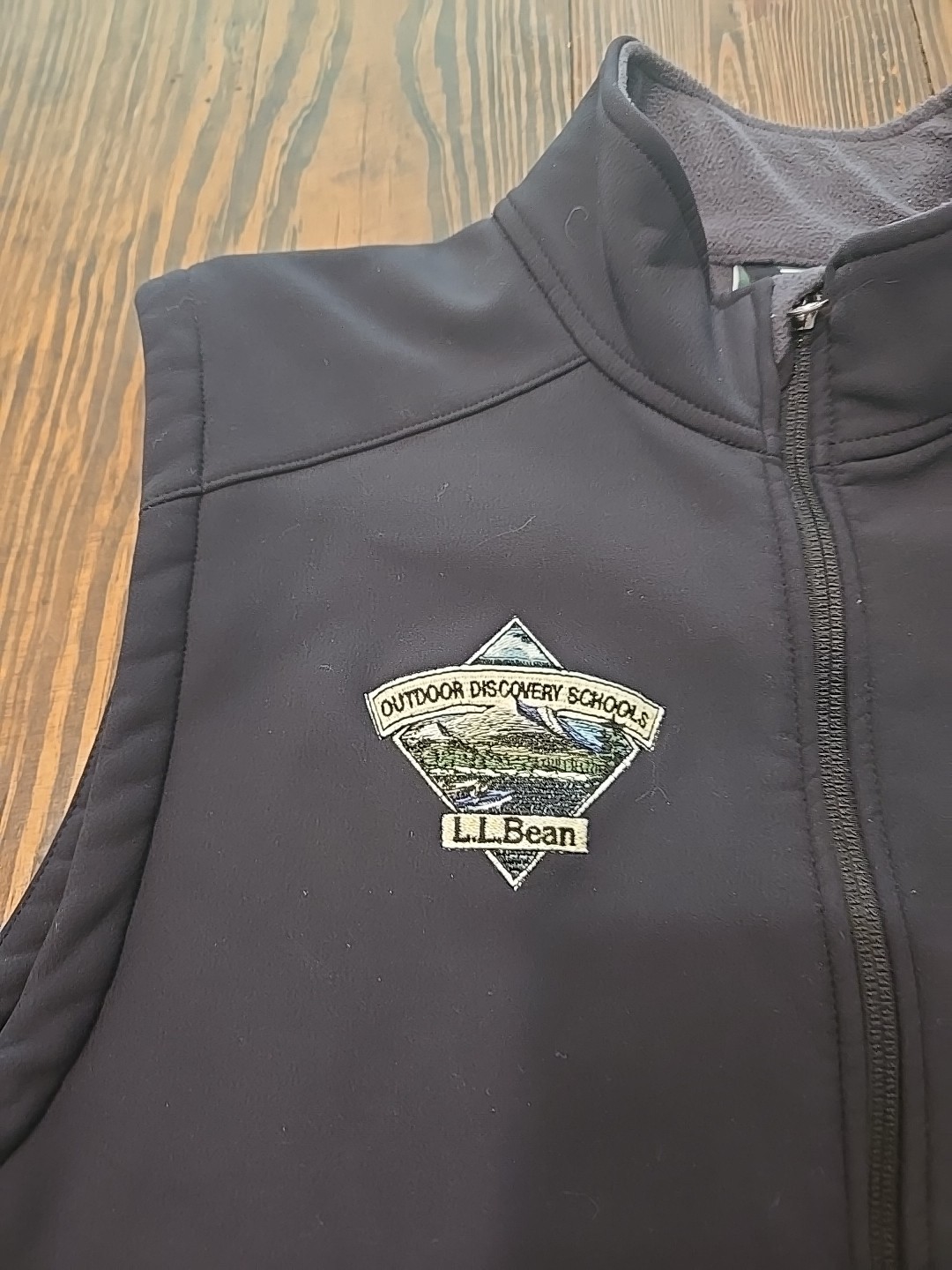 LL BEAN Men’s Black Soft Shell Vest Size Large Reg Black Outdoor School