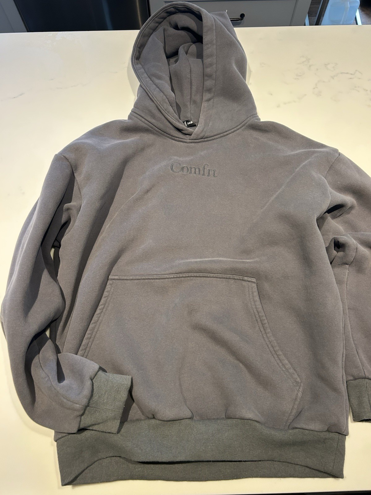 Comfrt Signature Hoodie, Wolf Grey, Size Large, Unisex