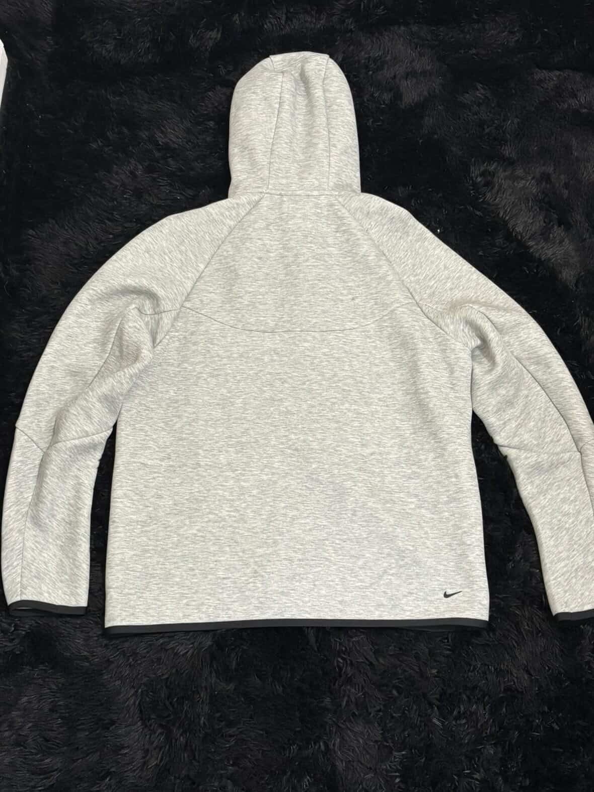 Nike Men’s L Gray Cotton Full-Zip Hooded Hoodie w/ Pockets Logo