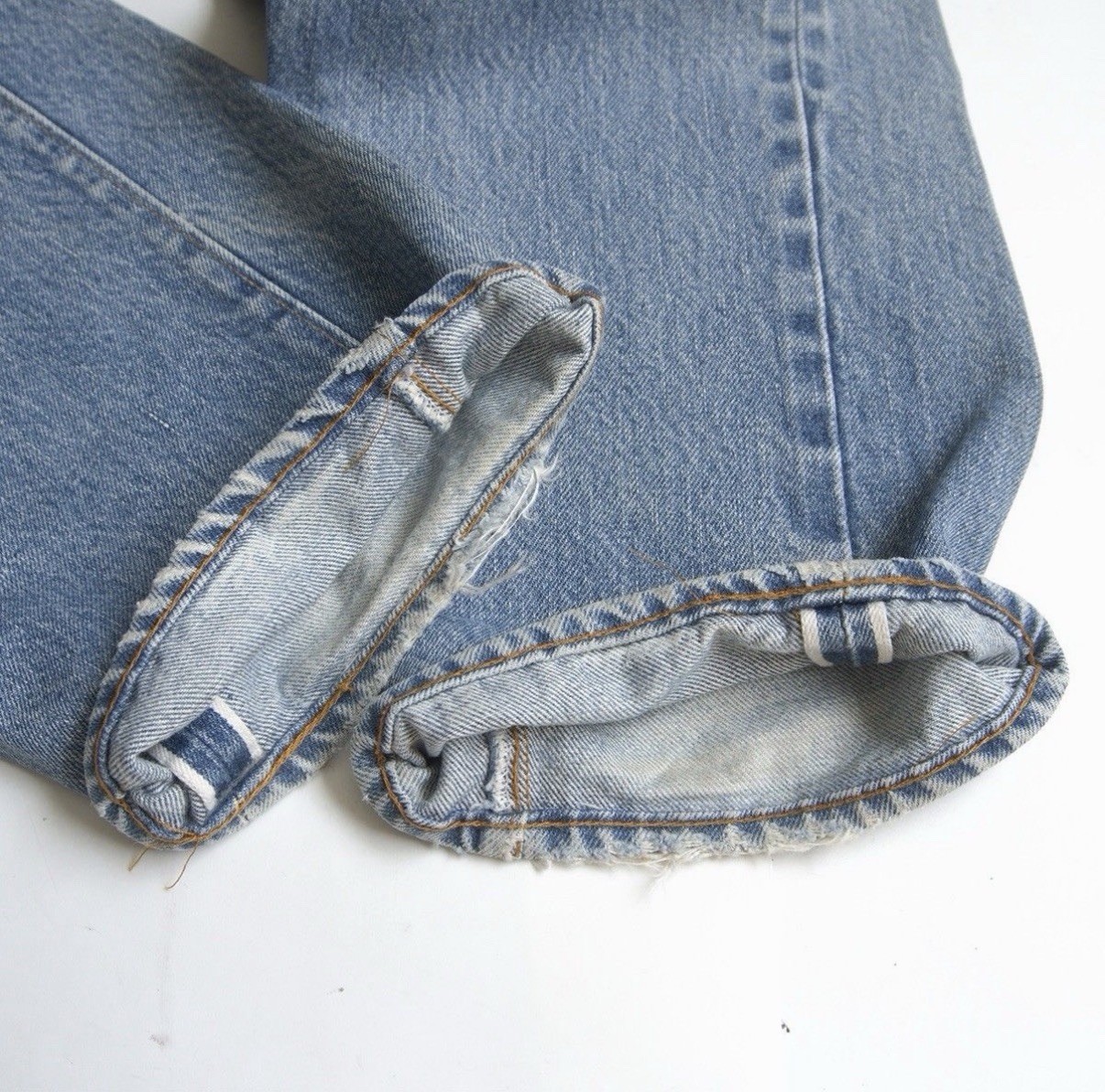 Levi’s 501 Vintage 80s Redline Selvedge Button 524 Made in USA W34 L34 Faded