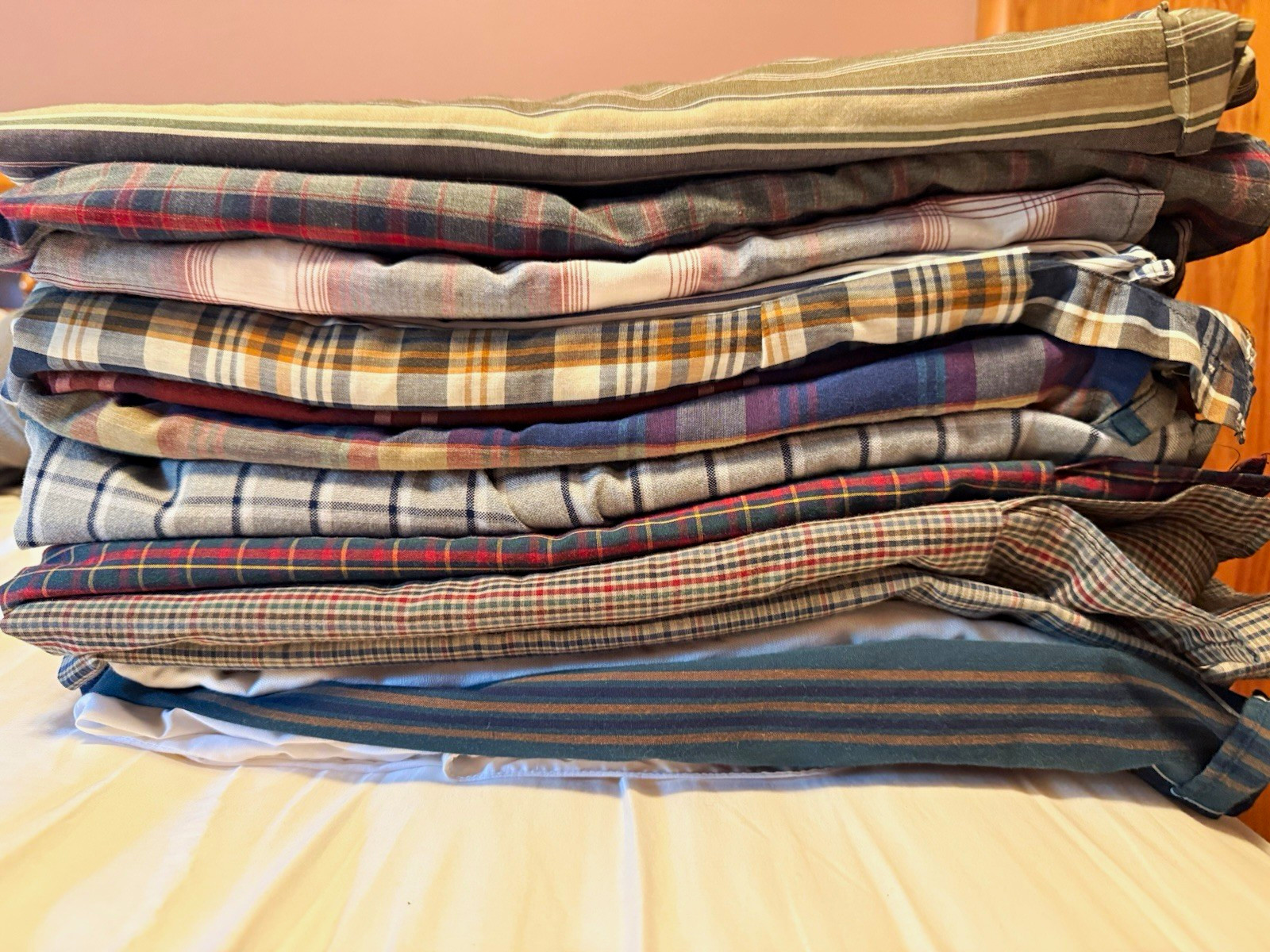 Lot of 15 button-up shirts – Sizes 17 34/35 and XL – mostly Van Heusen