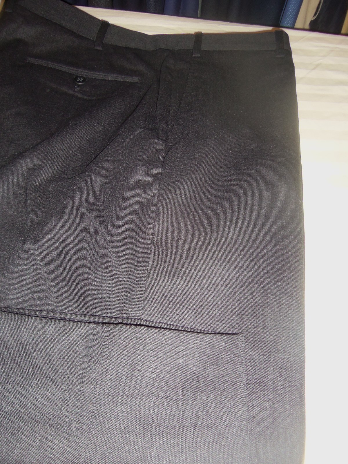 528- MINT Zanella – Devon – LIGHT SILKY CRISP WOOL DARK GRAY Flat PANTS -39 X 30