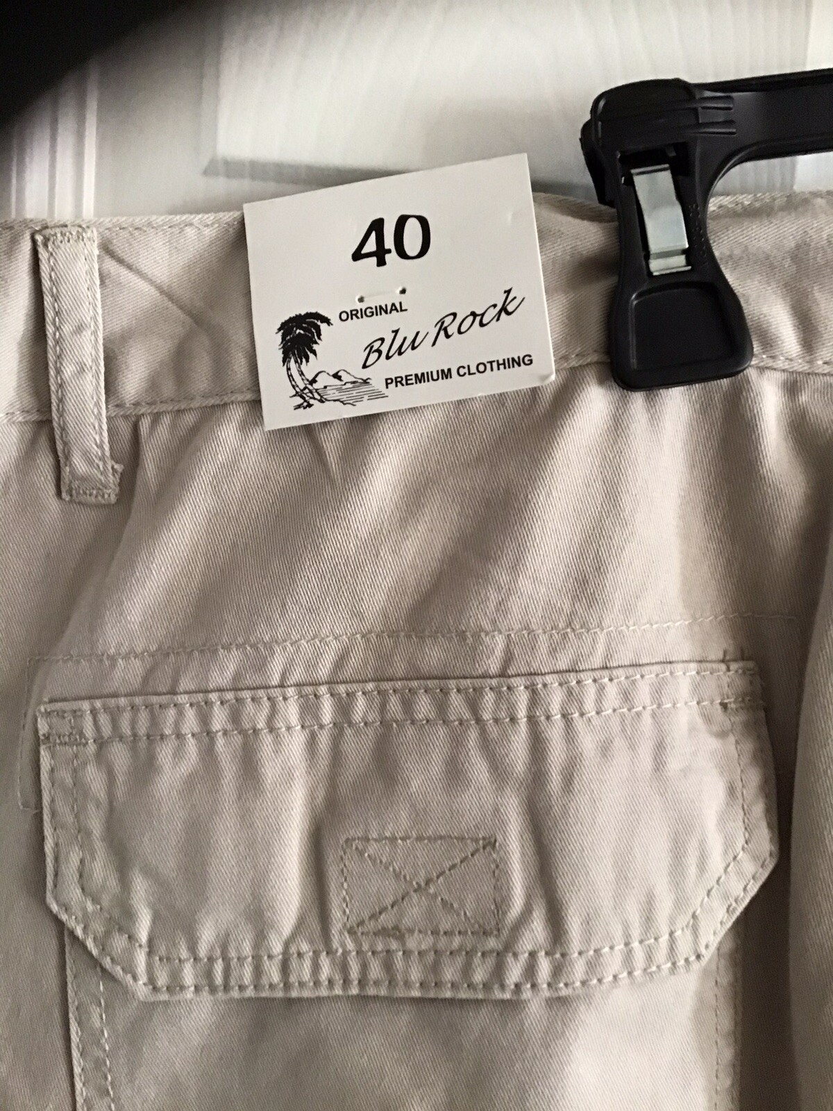 BLU ROCK Premium Beige Cargo Shorts Size 40