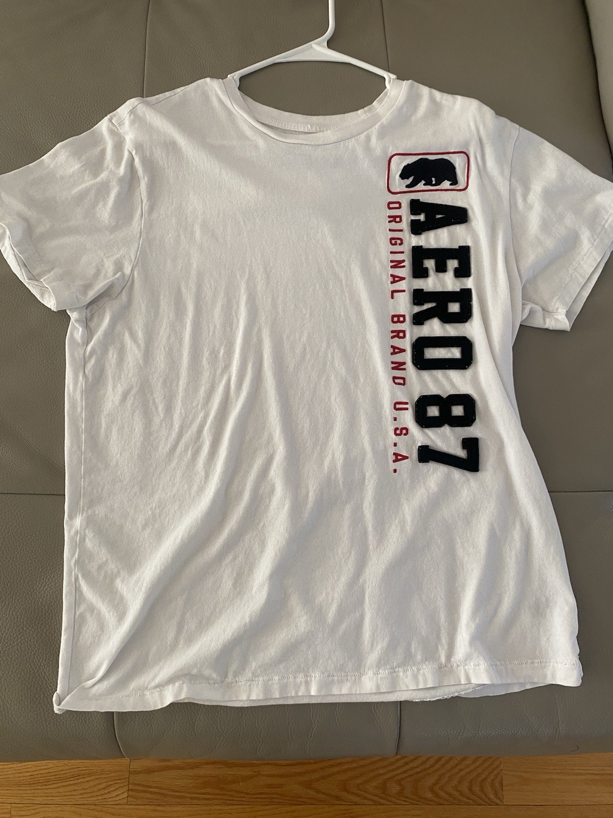 Aéropostale Men’s White T-Shirt Aero 87 Size Large
