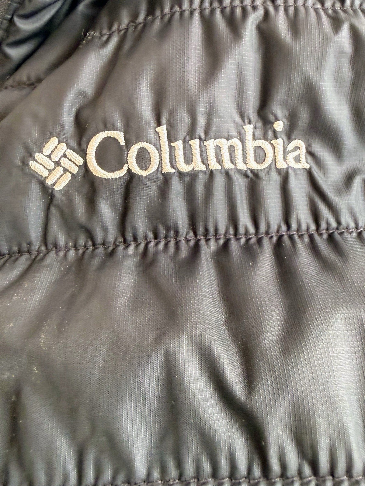 Columbia Omni-Heat Men’s Gray Puffer Vest XL Full Zip Insulated Pockets