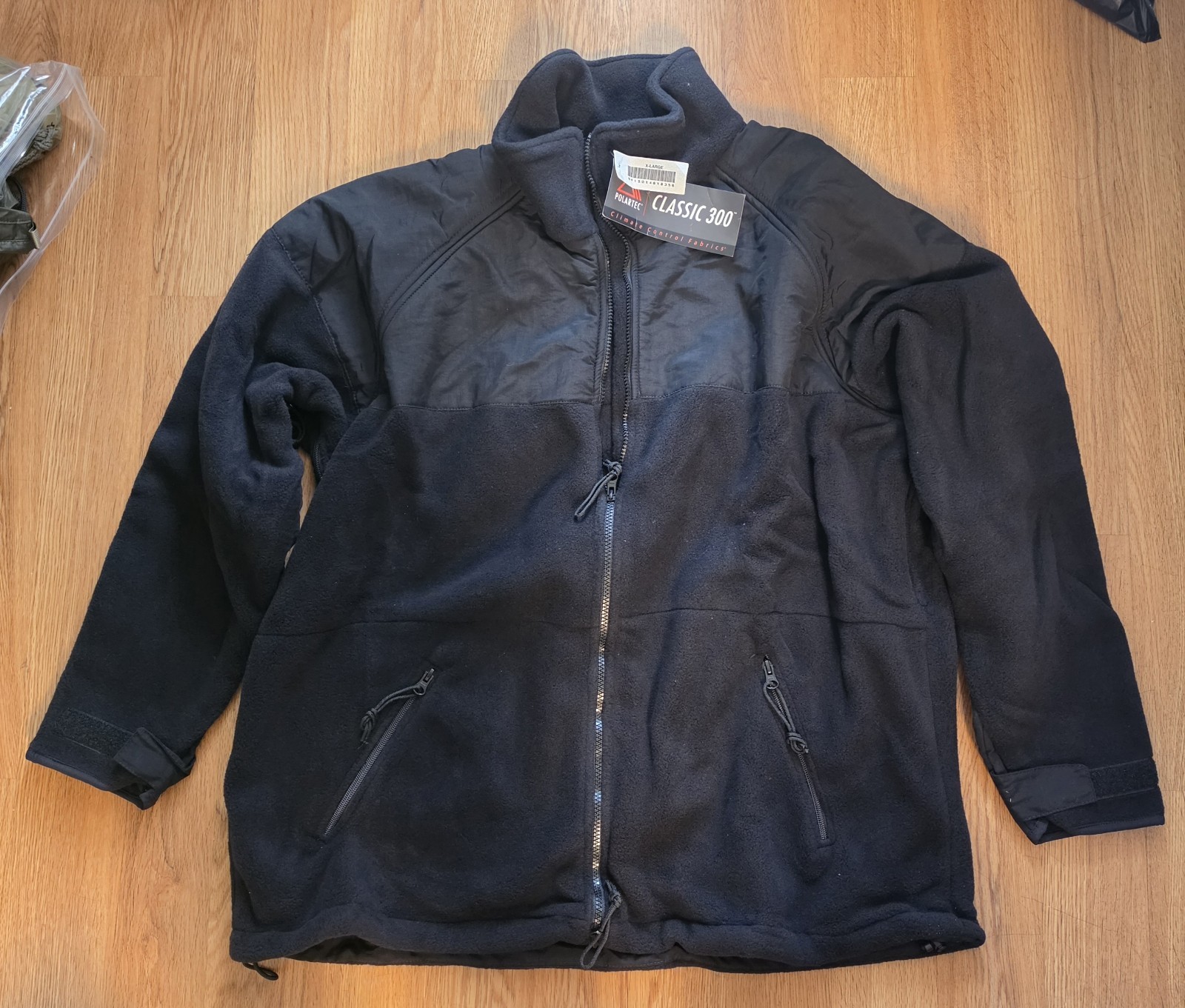 Genuine USGI Polartec Classic 300 Black Fleece Jacket XL New Tags NSN 8415-01-46