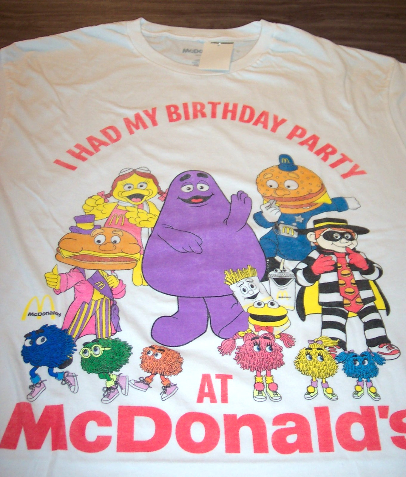 Vintage Style McDonald’s T-Shirt Mens SMALL NEW w/ TAG GRIMACE Fry Guys Birdie