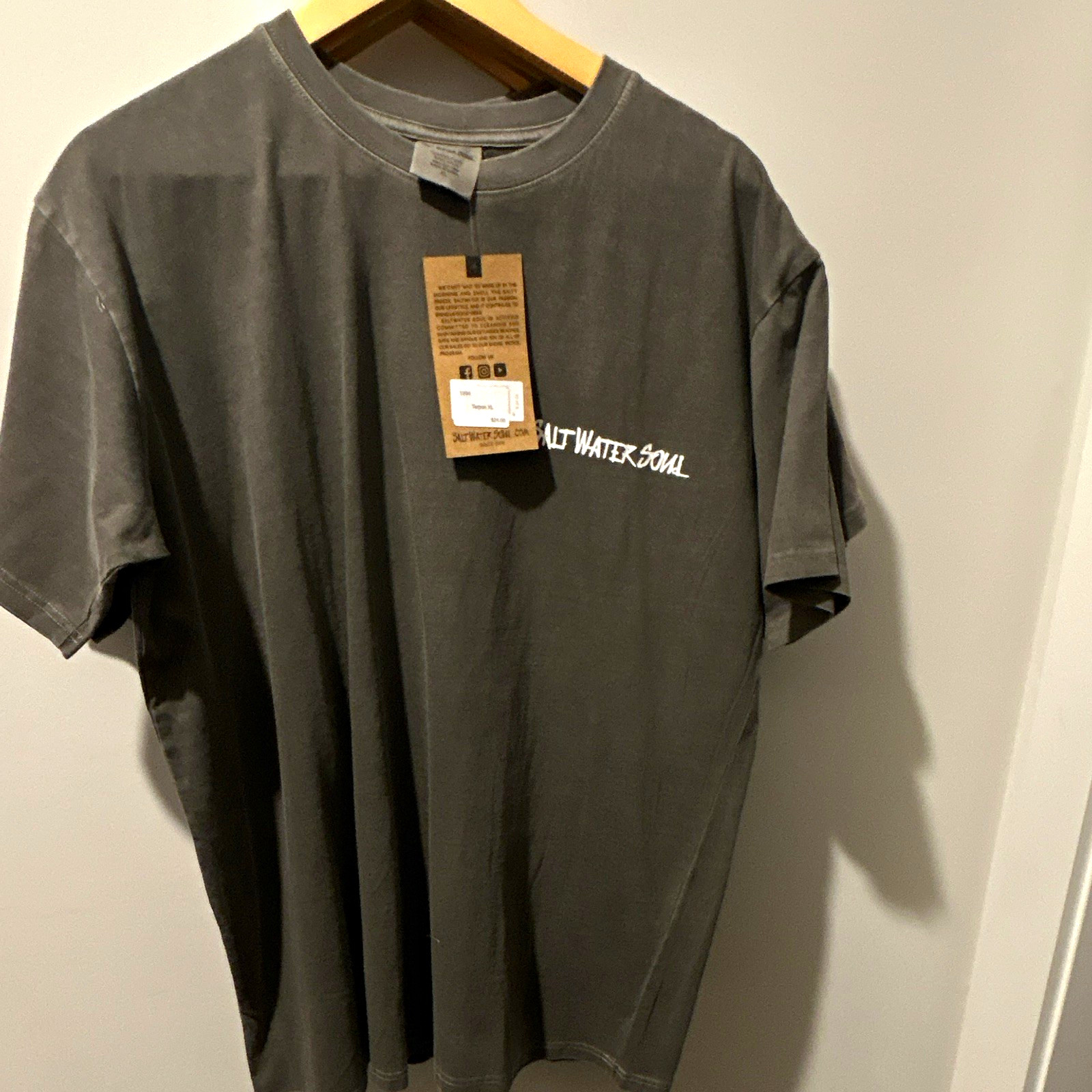 Salt Water Soul Men’s XL Cotton Fish Graphic Tee Double-Sided