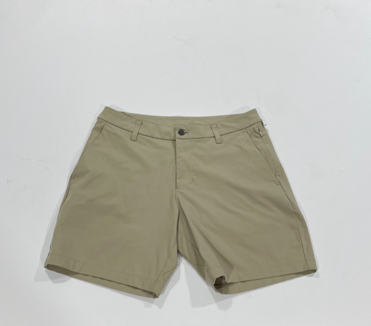 Lululemon Size 31 Beige Commission Shorts 7 in inseam Warpstreme M7AJXS
