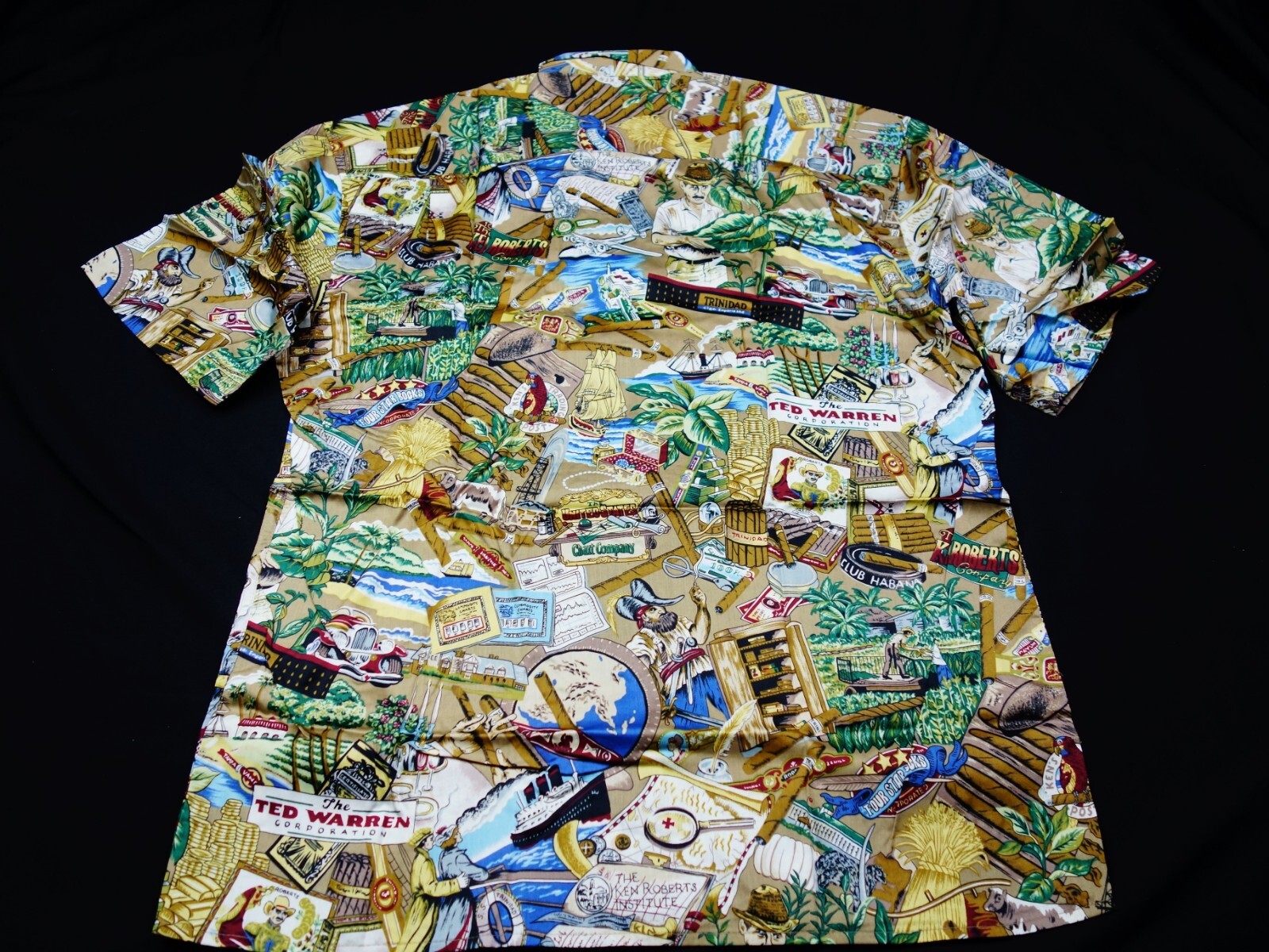 NEW! REYN SPOONER CAMP SHIRT -L- CUBAN CIGAR SMOKE HAVANA PIRATE BIRD USA LAWN