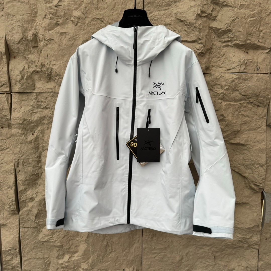 Arcteryx Alpha SV winter Jacket Men’s light Grey ( white) Size XL new