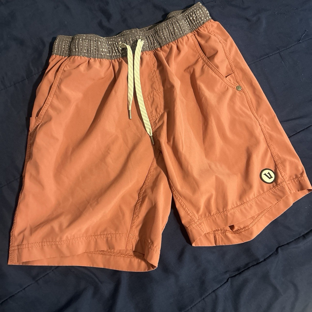Woman athletic shorts, Vince size small