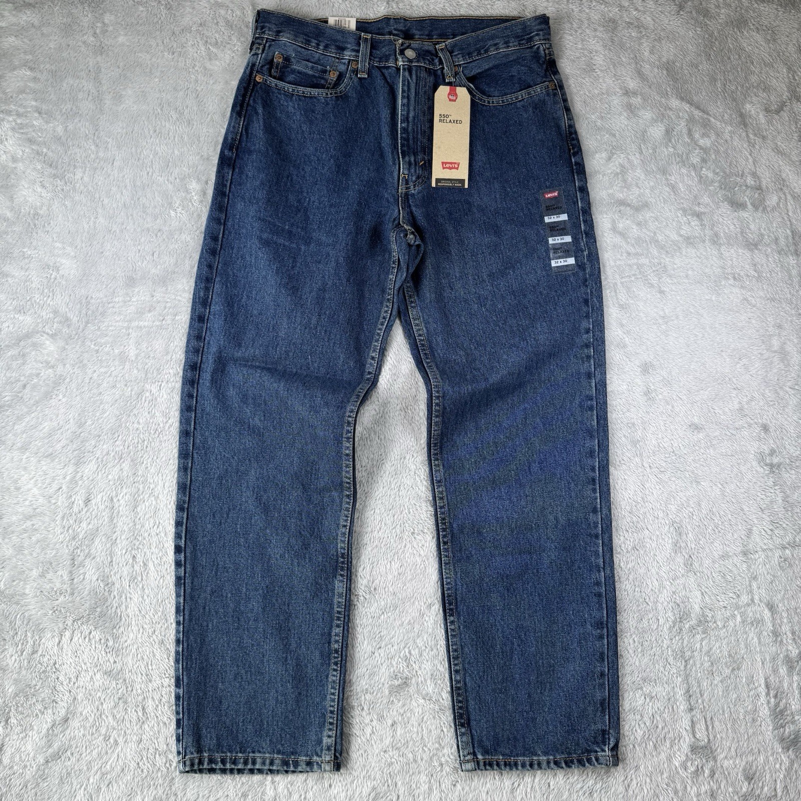 Levi’s 550 Relaxed Jeans Mens 32×30 NWT Blue Tapered Leg 100% Cotton Denim