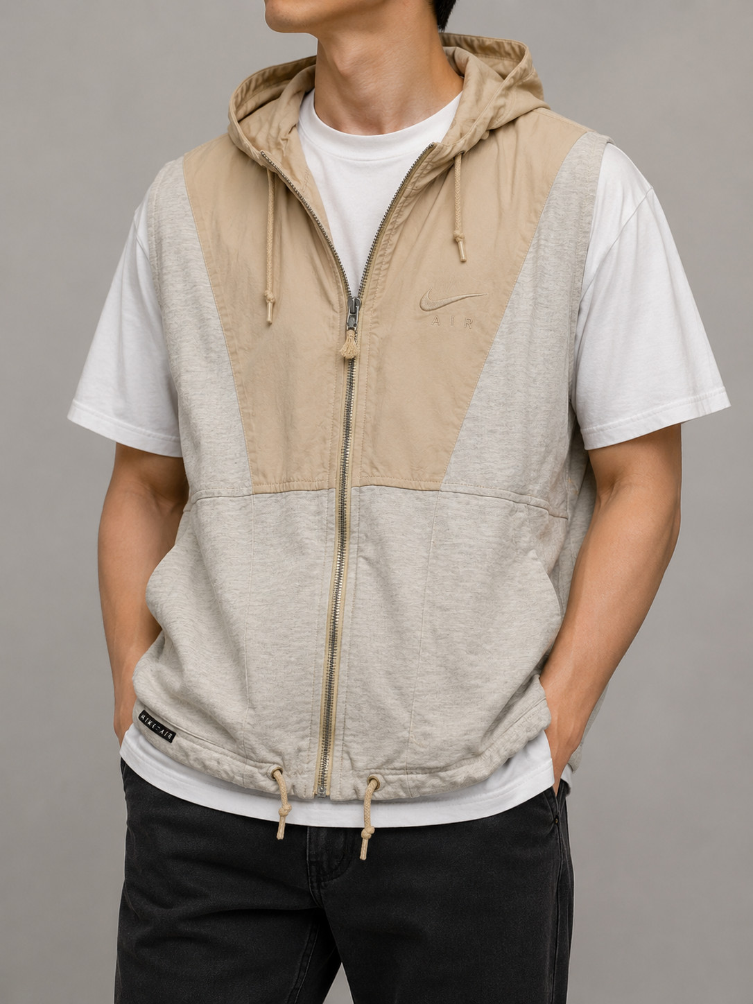 Nike Air Gilet Beige – Size M