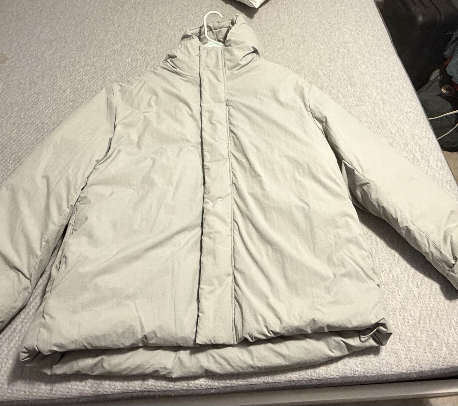 GAP Men’s Hooded Water Resistant Parka Jacket Gray Size L Full Zip *Pre-Owned*
