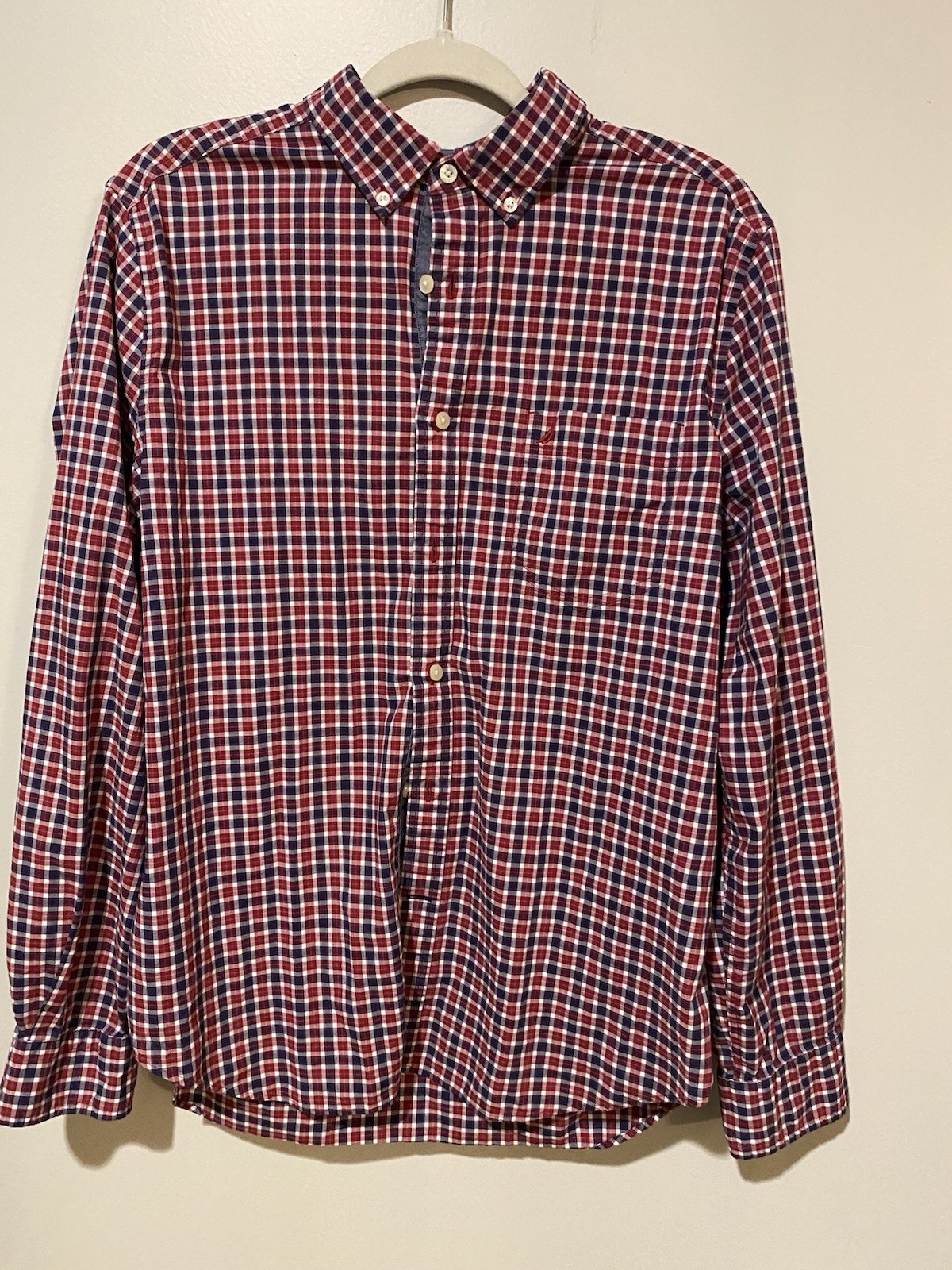 Nautica Flex Men’s Wrinkle Resistant Red Checkered Long Sleeve Button Down Large