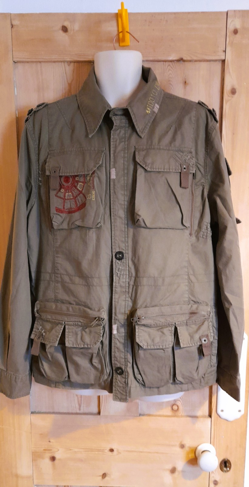 Mens Khaki Green Military Style Jacket Loads of Detail L 48 inch Chest