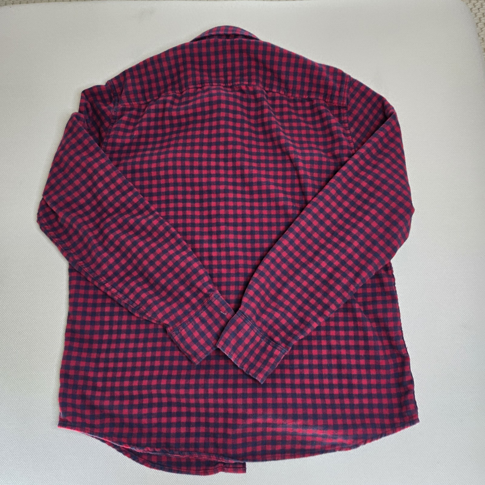 American Eagle Men’s Medium Long Sleeve Red Blue Plaid Flannel Shirt Classic