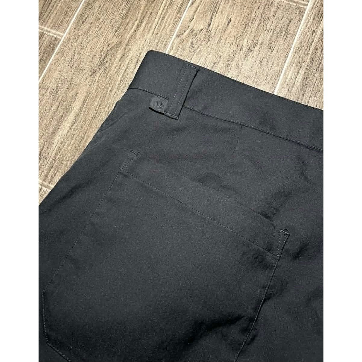 Lululemon Commission Pant Slim Mens 36 Black LM5AN1S Technical Trousers