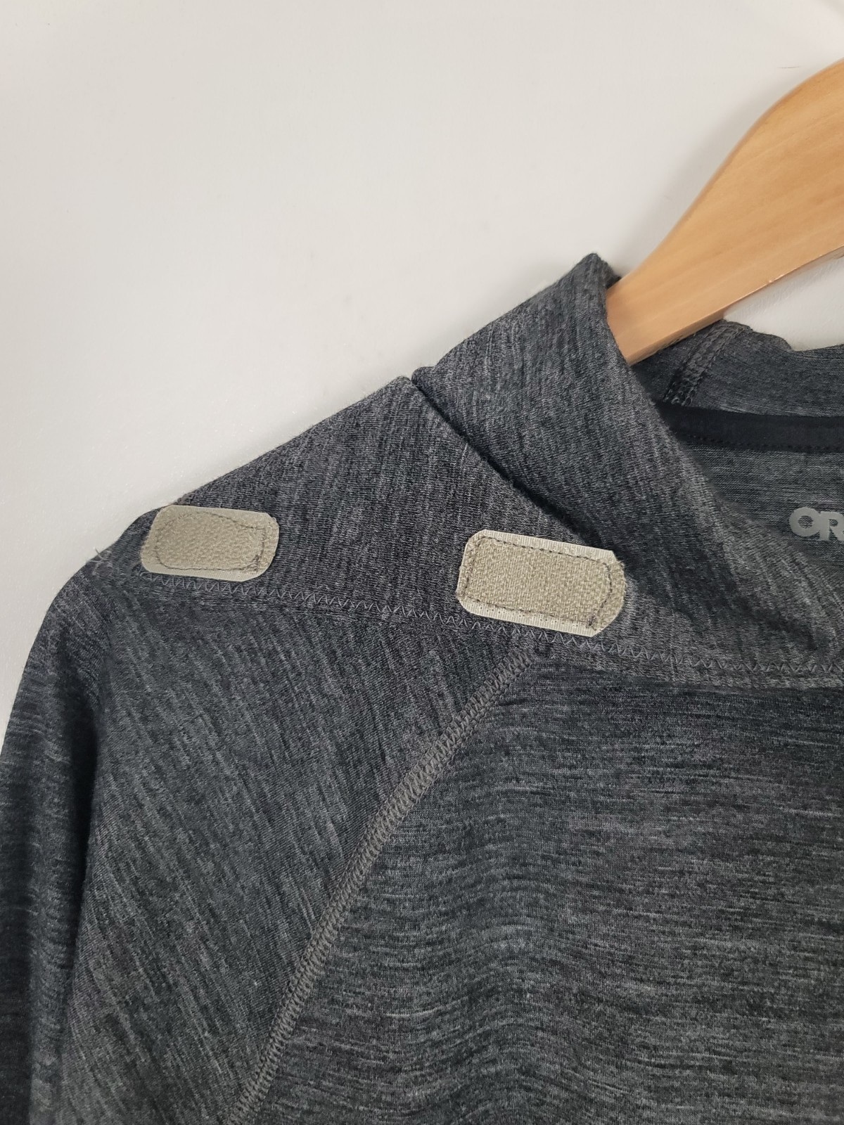 Outdoor Research Alpine Onset Merino 150 Hoodie Mens Small Gray Outdoors Hiking