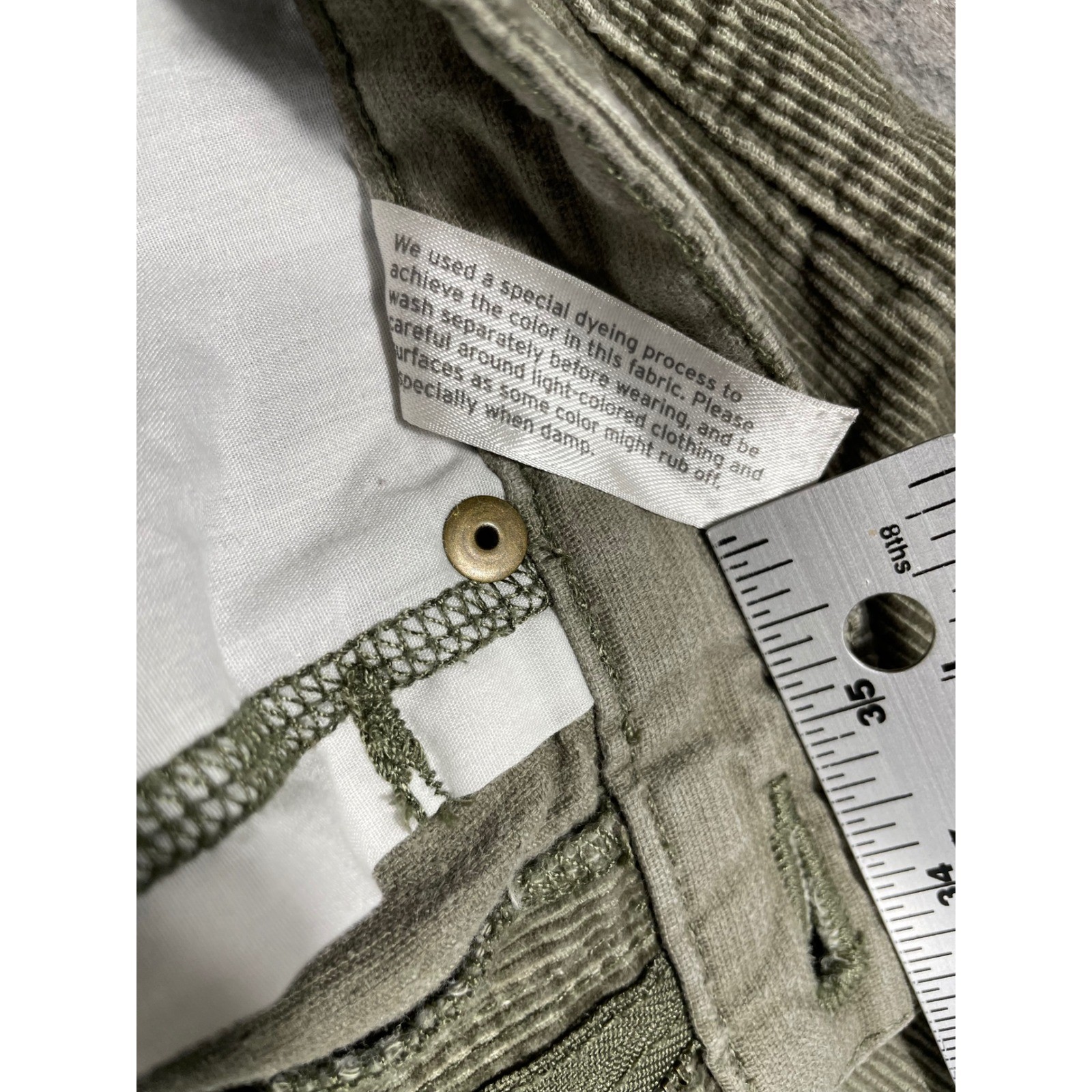 Eddie Bauer Mens Corduroy Pants 32×32 Olive Green Straight Fit Specially Dyed