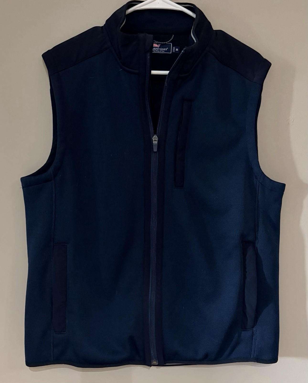 Vineyard Vines Men’s Navy Blue Mountain Fleece Vest Size Medium New with Tags