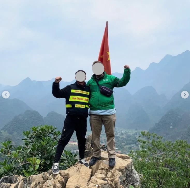 [VIETNAM SOUVENIR] VIETNAM GRAB JACKET HA GIANG LOOP ESSENTIALS TOURIST I D05