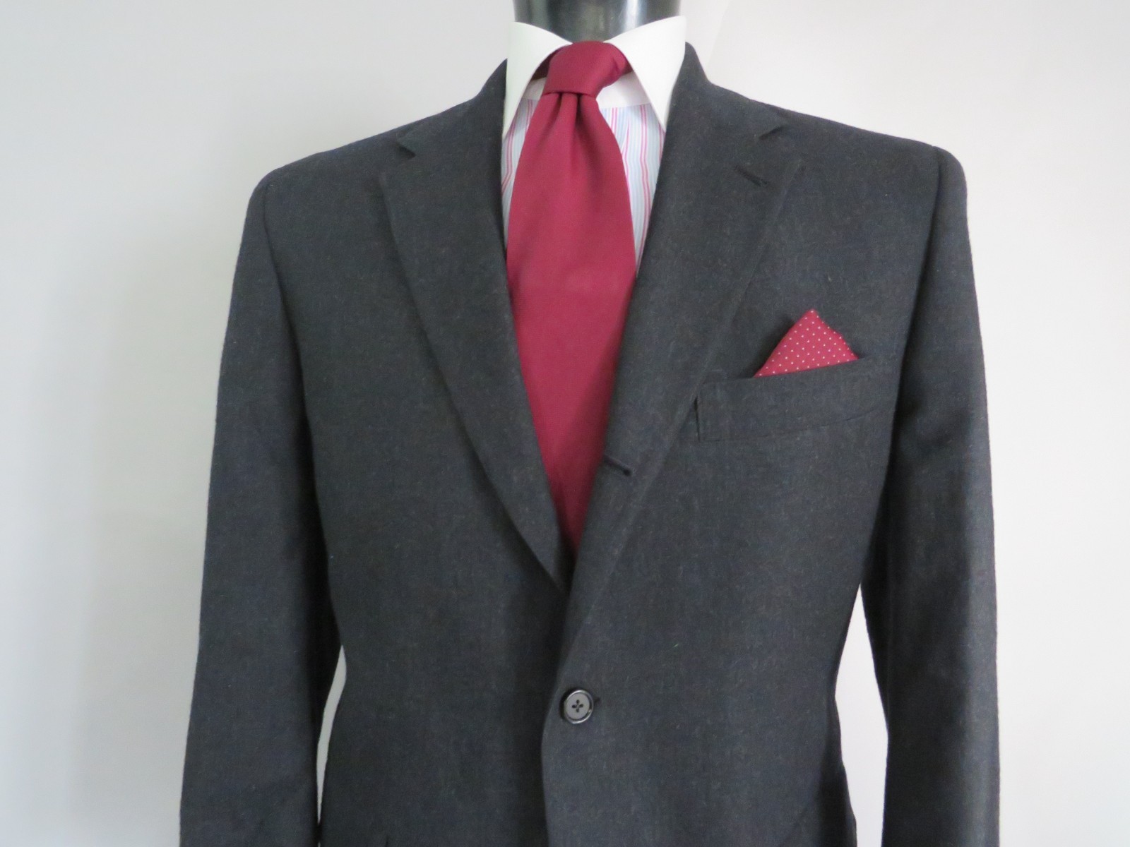 Classic J Press Hand made in USA 2 in 3 roll charcoal flannel full suit 41-42 R