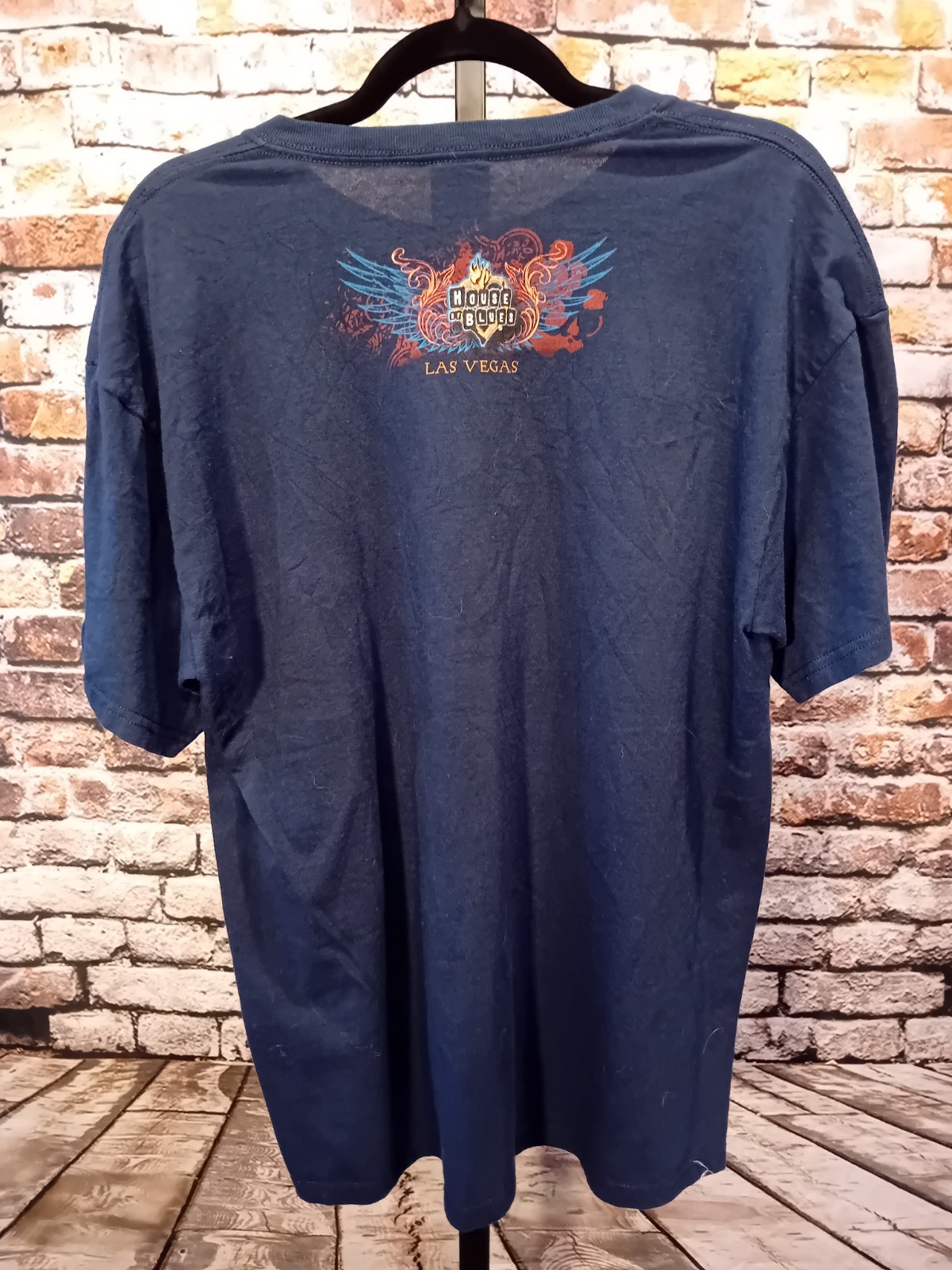 Vintage House Of Blues T-Shirt Mens L Navy Blue Graphic Guitar Wings Vegas