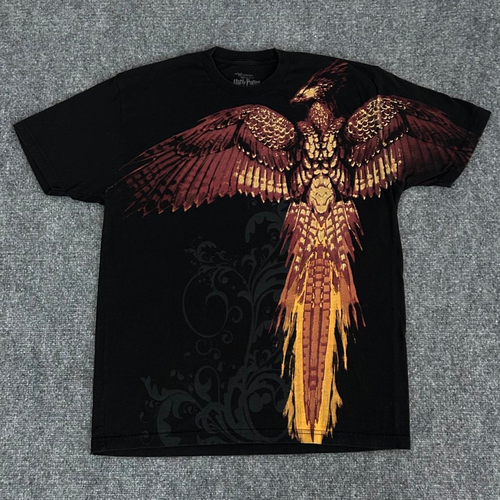 Wizarding World of Harry Potter Phoenix All Over Print Graphic Tshirt Size L