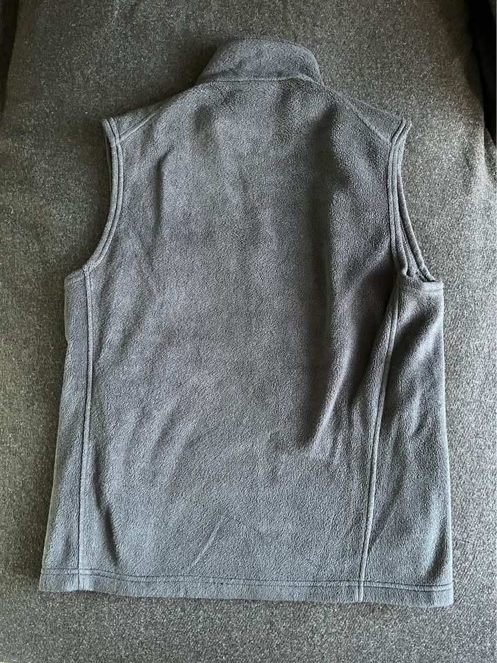 Columbia Vest