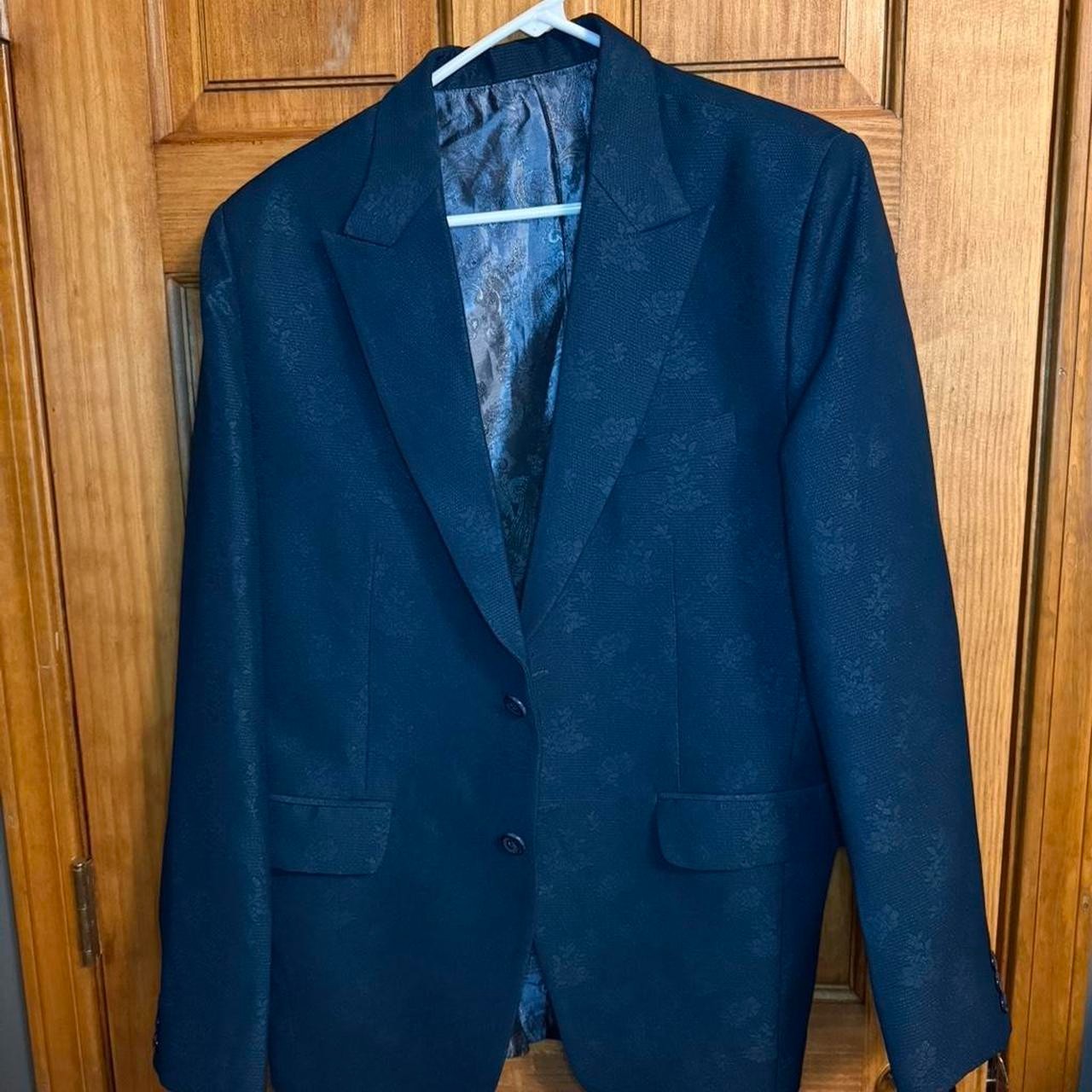 Navy blue paisley blazer with “satin” lining – Retro cool