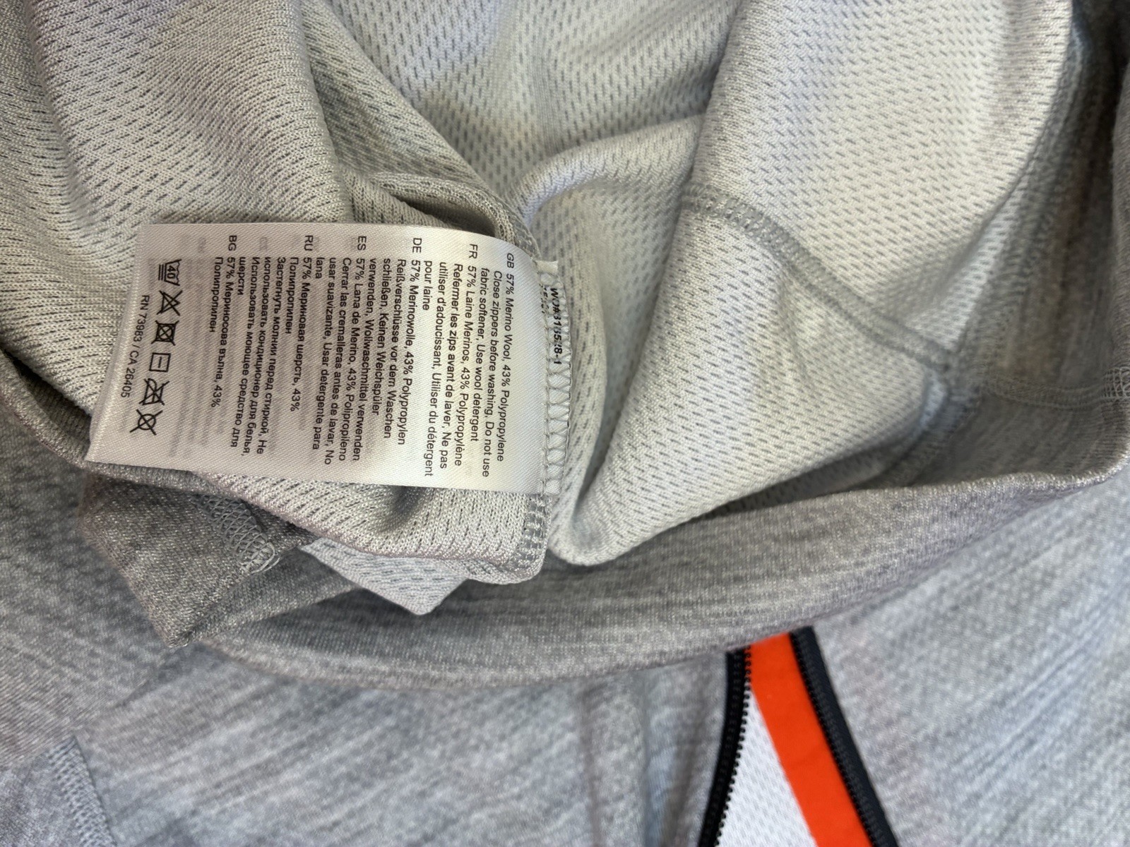 NWT Helly Hansen LIFA Merino Workwear Base layer Half Zip Men’s Small Grey