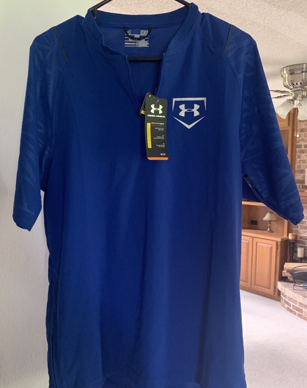Royal Blue Under Armour Baseball 1/4 Zip All Seasons Loose Fit Men’s Shirt Small