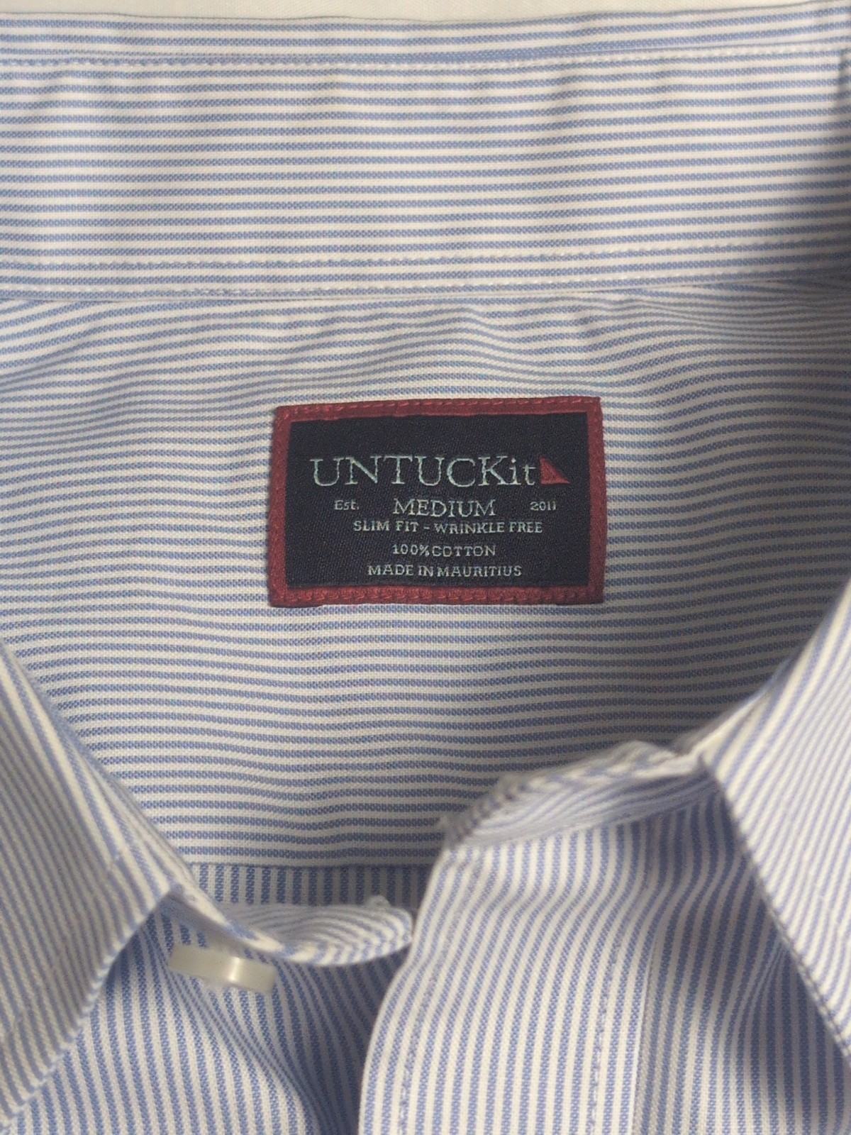 UNTUCKit Bordeaux WF Shirt Mens Medium Slim Wrinkle Free Blue Pinstripe Cotton