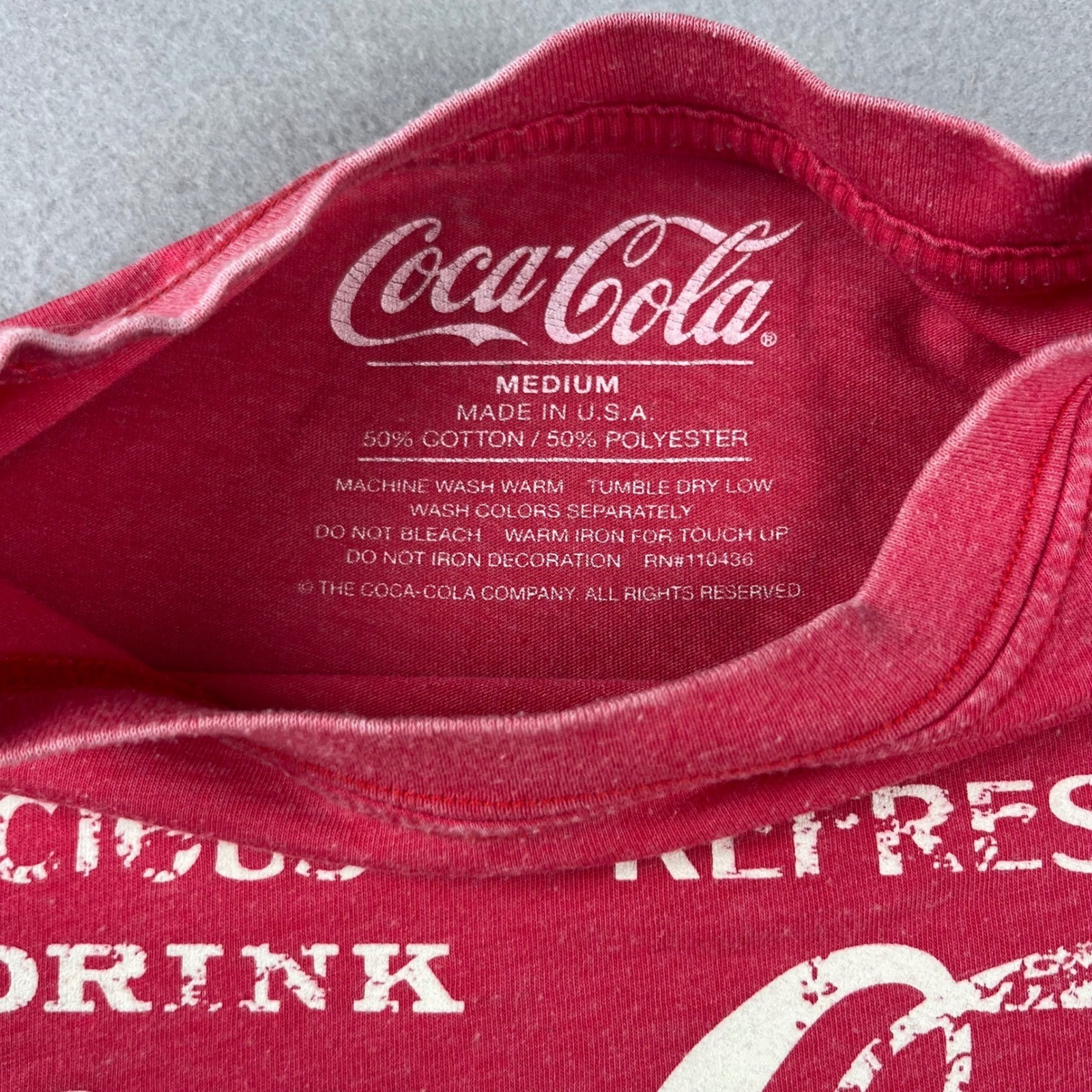 Coca-Cola Mens Graphic T-Shirt Red Heather Distressed Vintage Style Medium USA
