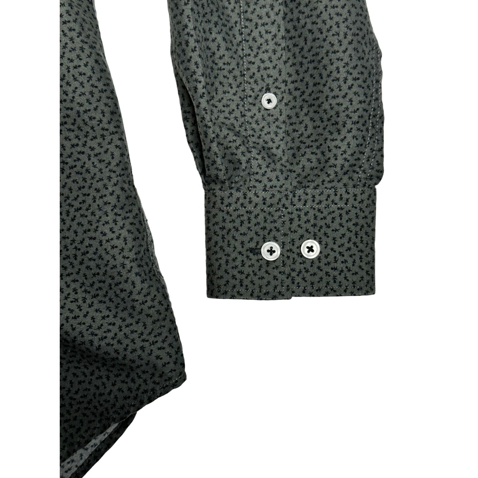 Nick Graham Men’s Modern Fit L/S Dress Shirt Mens Small 14.5-15 (32-33)