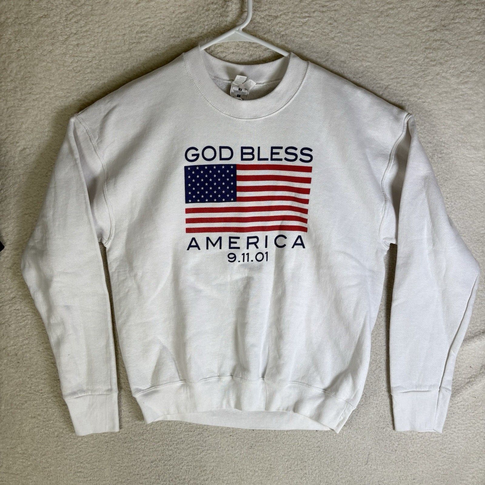 Vintage 9/11 Sweatshirt Mens Large White God Bless America 2000s USA Flag