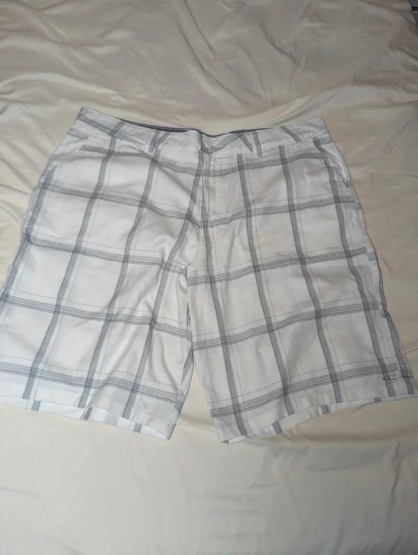 o neill shorts size 40 mens