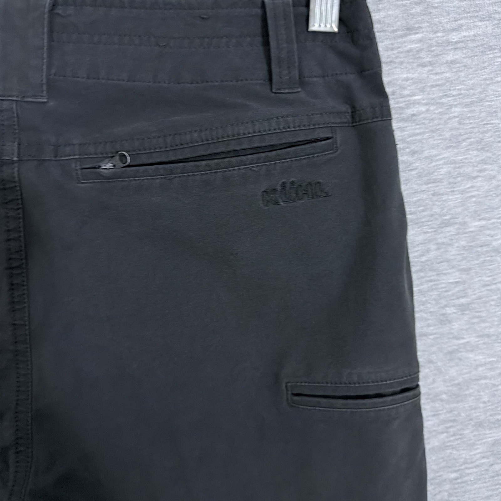 Kuhl Men’s 32×32 Black Cotton Blend Resistor Chino Pants