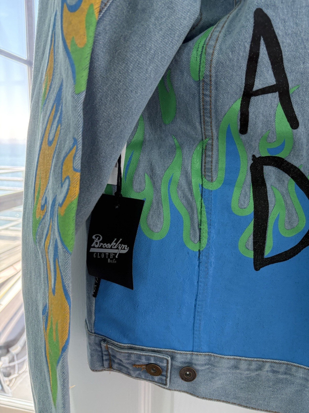 Brooklyn Cloth Men’s Blue Graphic Painted Jean Jacket Trucker Style Size M