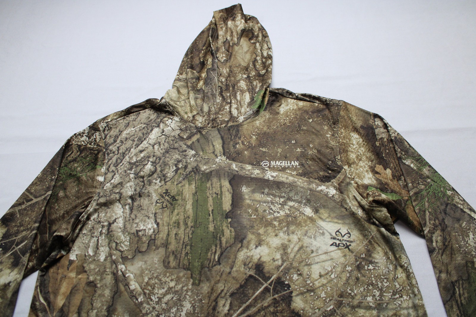 Magellan Outdoors Men’s Tech Mesh Long Sleeve Hoodie EJ3 Real Tree Apx Large NWT
