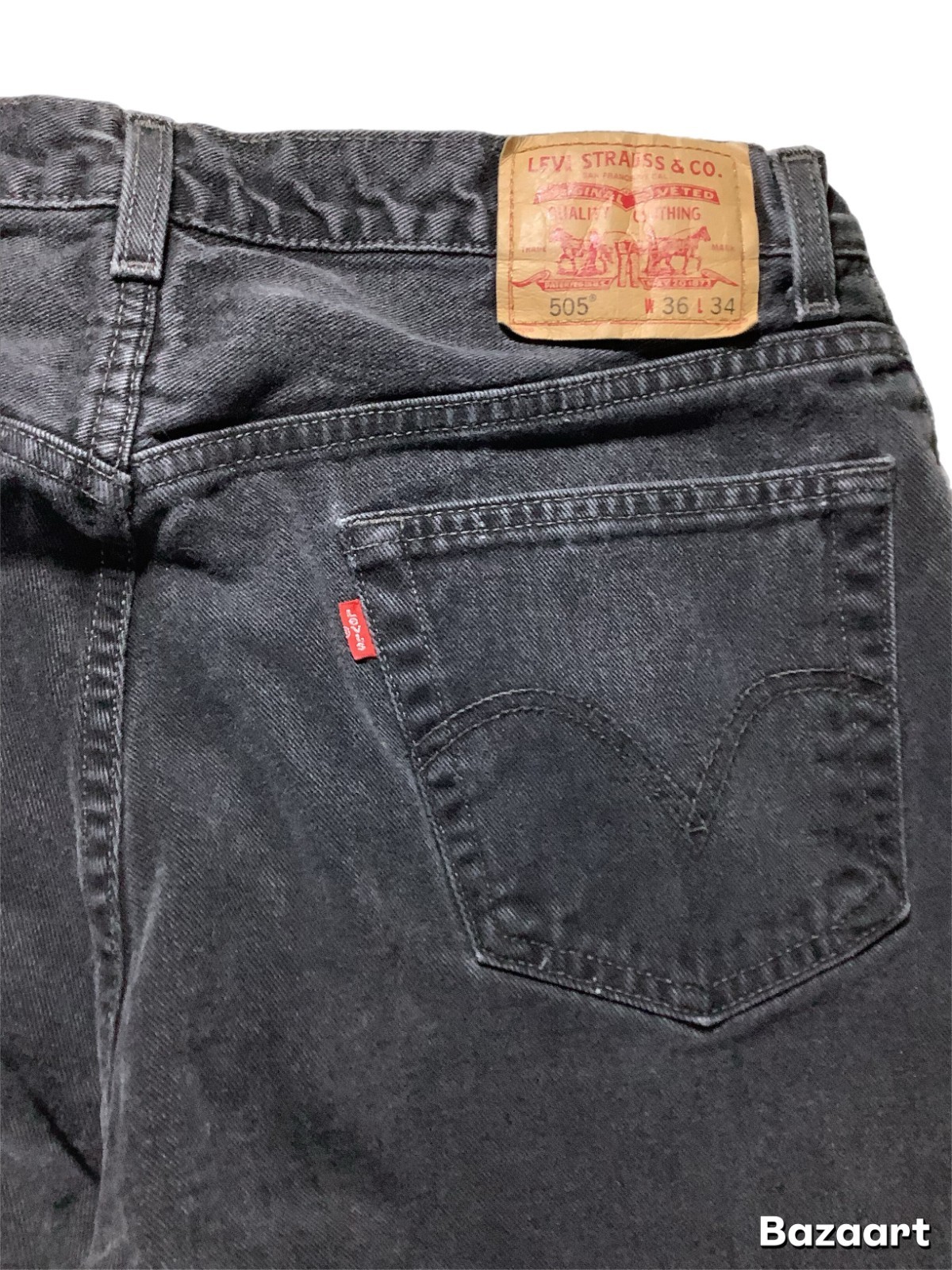 Vintage Levi’s 505 Black Jeans Men’s 36×34 Made in Canada Dec 2002 Y2K