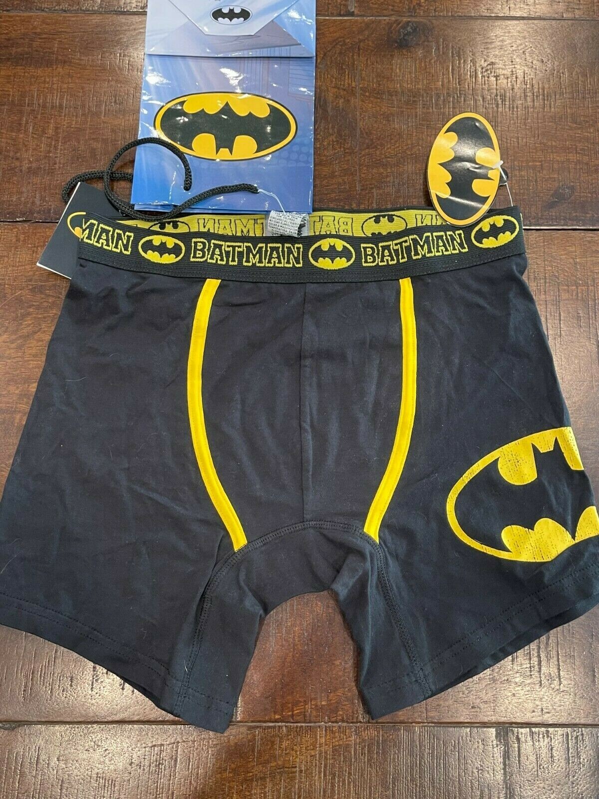 DC Comics FUN BATMAN BOXER BRIEFS BLACK WITH LOGO SMALL 28-30 NWT AND BAG