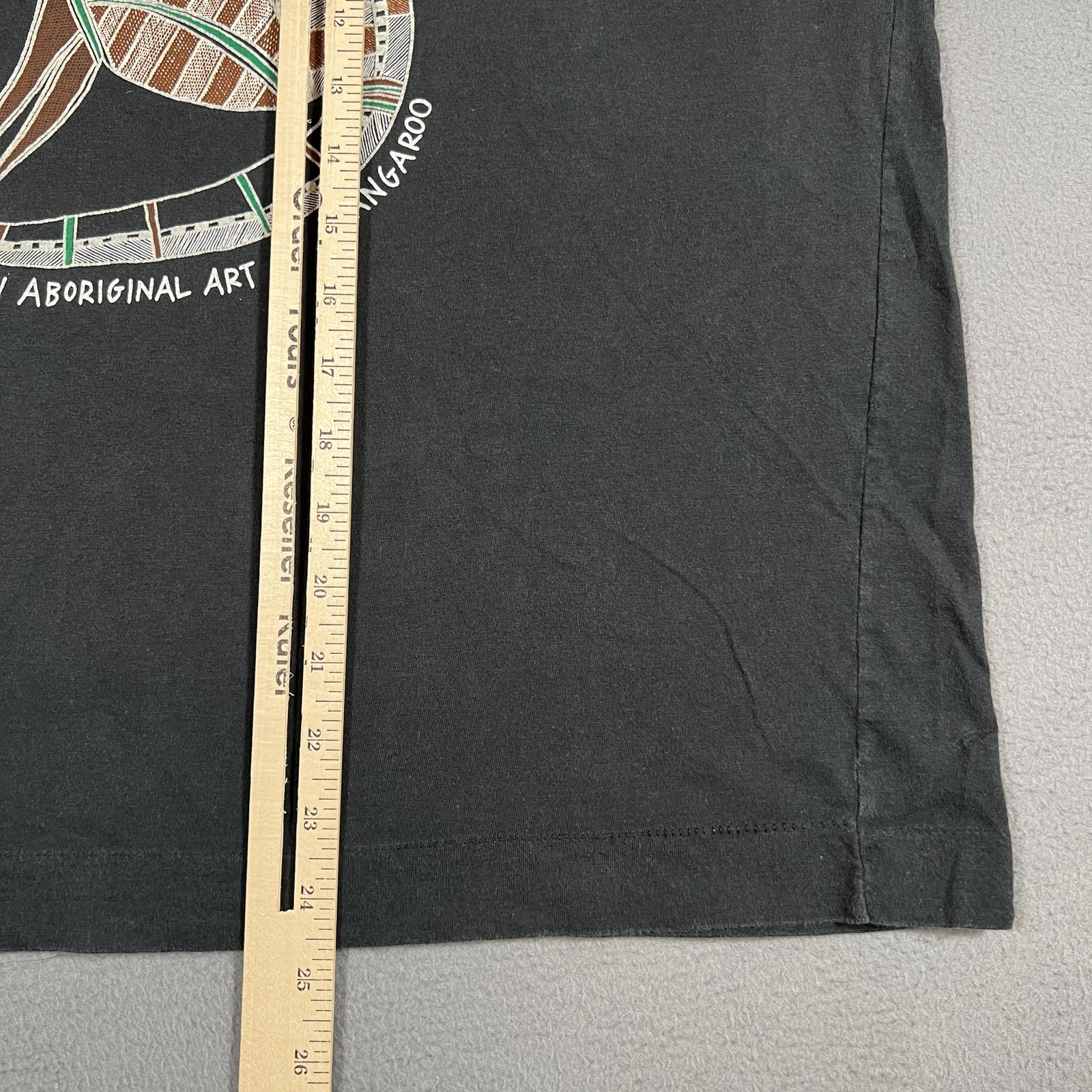 Australian Aboriginal Art Kangaroo T-Shirt Mens Large Single Stitch Boxy Cropped