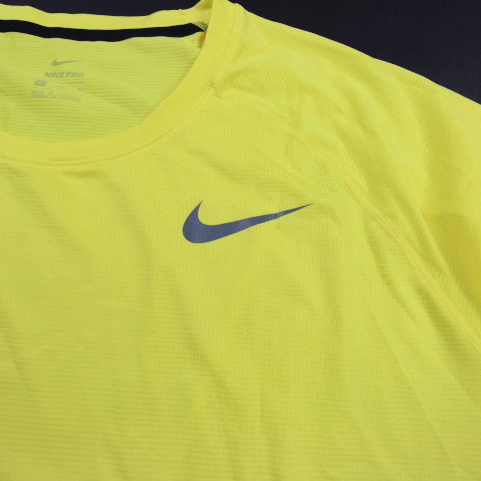Nike Pro Short Sleeve Shirt Men’s Yellow New without Tags Multiple Sizes