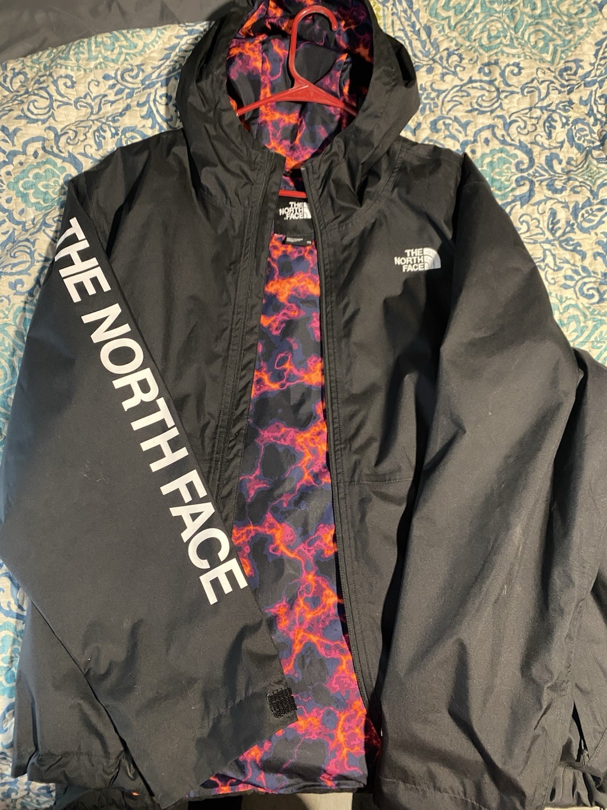 The North Face Men’s Jacket XXL. All Over Inside Print. Clean!